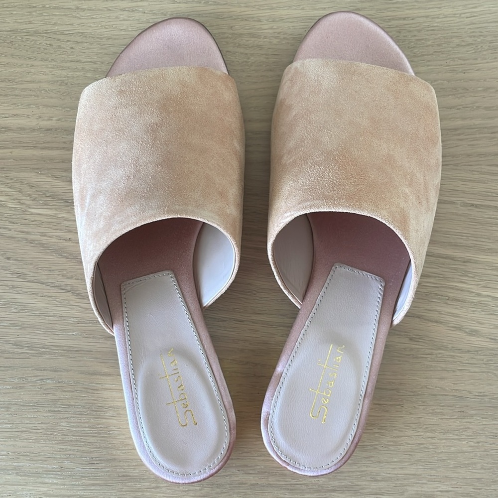 *Never Worn* Sebastian Milano suede slip-on sandals